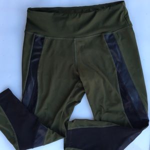 Jessica Simpson The Warmup crop tights